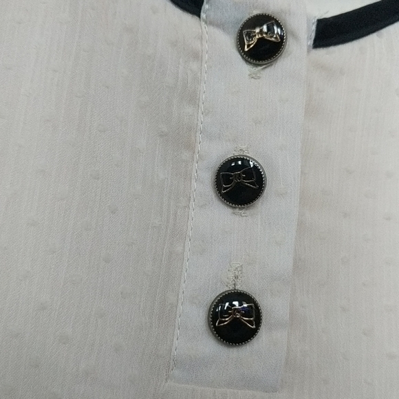 Polka dot & bow top - Picture 2 of 5